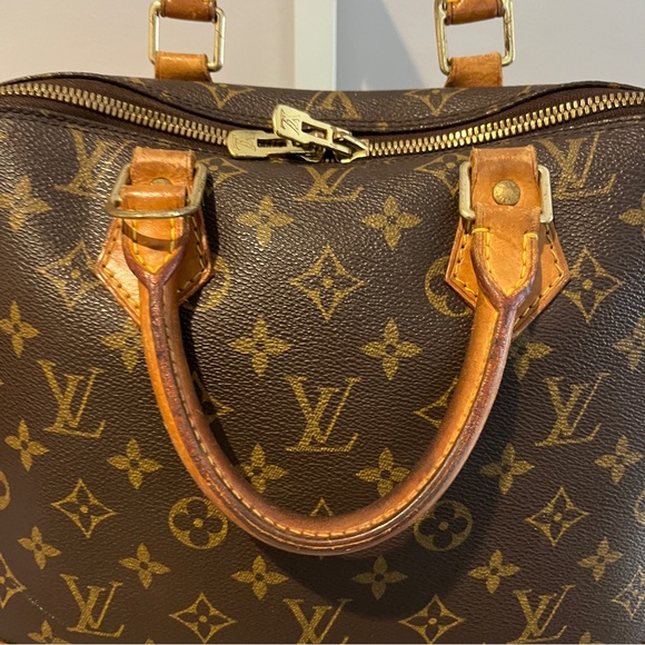 Louis Vuitton Bag - Picture 10 of 16